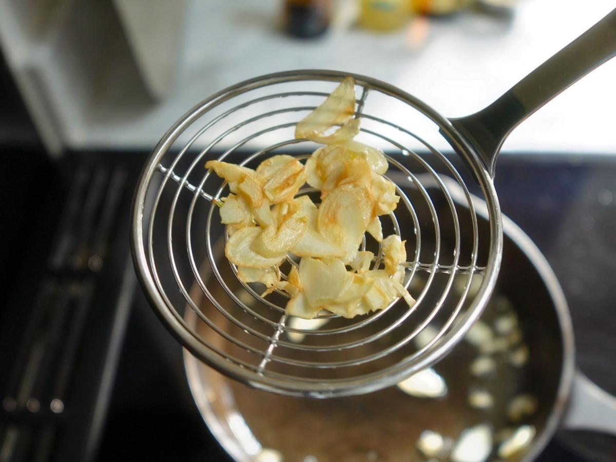 close up of fried garlic